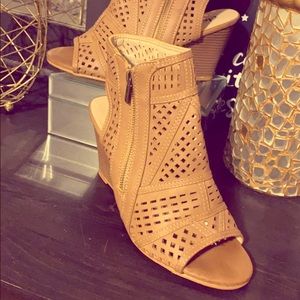 💎Open toe cut out booties